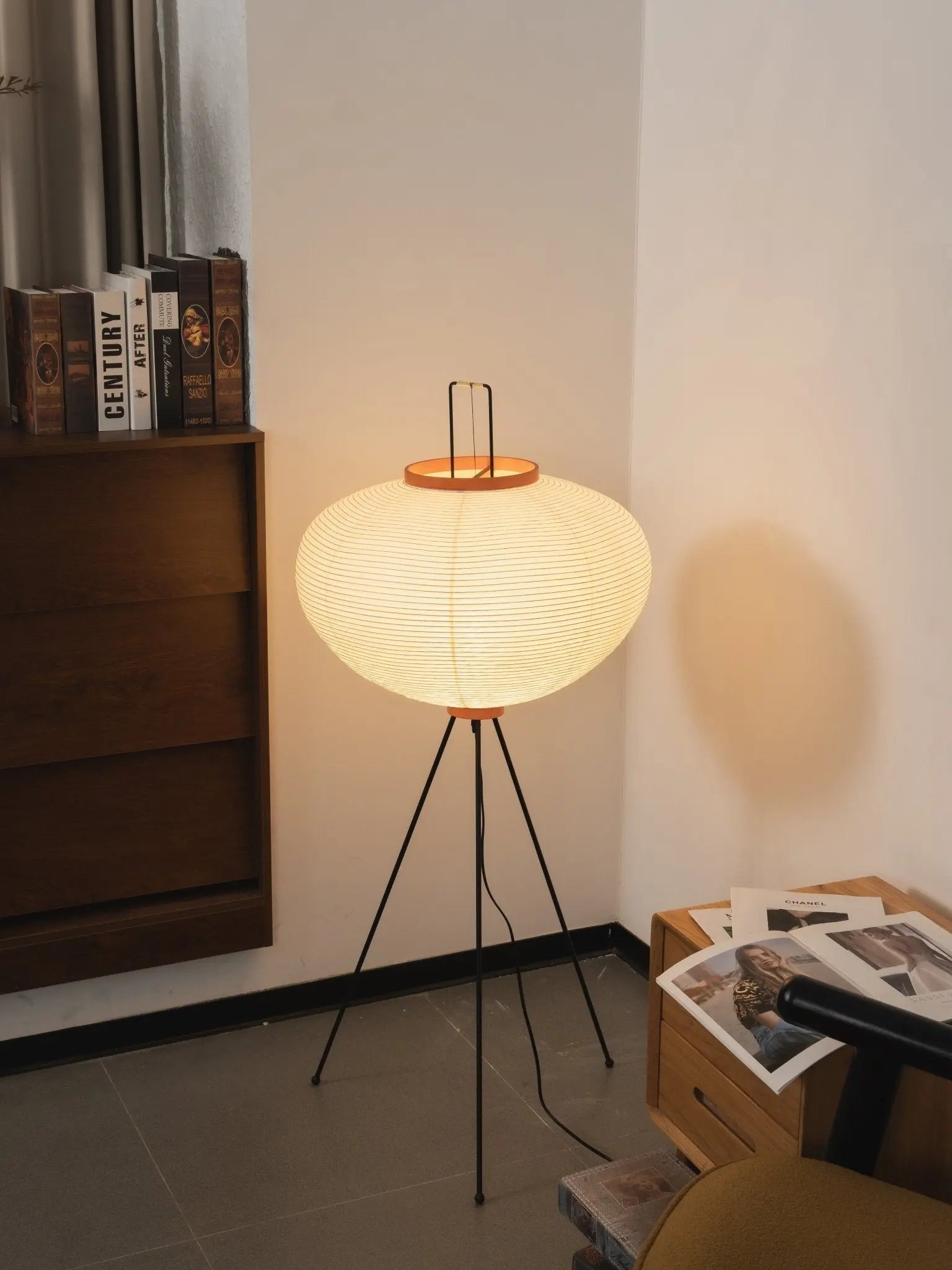 Rice Paper Lantern Floor Lamp — Sculptural Tripod Ambient Light for Living Room, Bedroom, Study and Reading Corner, Soft-Glow Paper Shade Floor Lamp Erbstuk