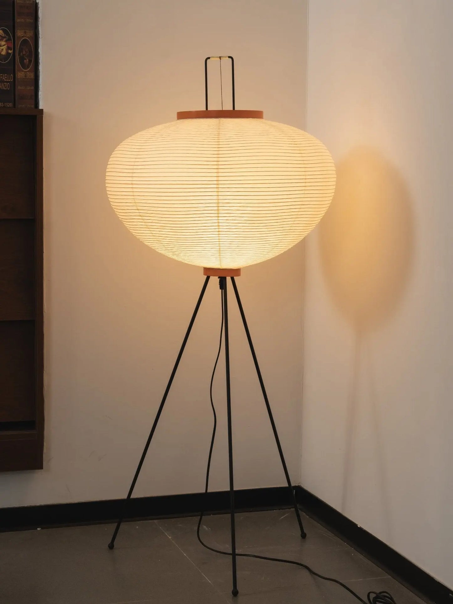 Rice Paper Lantern Floor Lamp — Sculptural Tripod Ambient Light for Living Room, Bedroom, Study and Reading Corner, Soft-Glow Paper Shade Floor Lamp Erbstuk