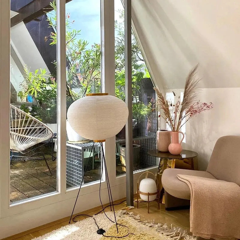 Rice Paper Lantern Floor Lamp — Sculptural Tripod Ambient Light for Living Room, Bedroom, Study and Reading Corner, Soft-Glow Paper Shade Floor Lamp Erbstuk