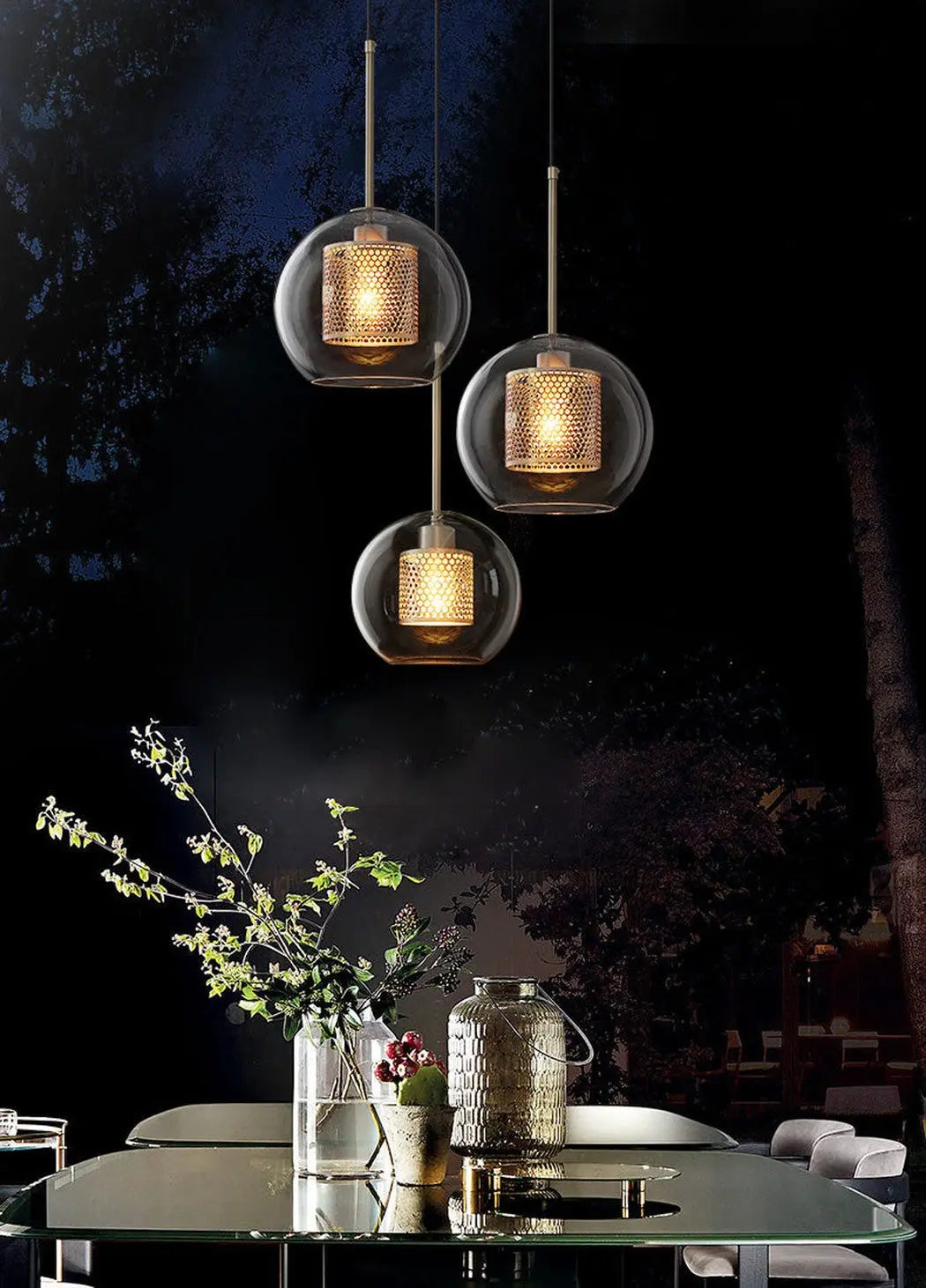 Mesh-Banded Glass Globe Pendant Light — Metal & Glass Shade in Sphere, Capsule & Oversized Silhouettes, Bronze Finish, E27 Modern Hanging Lamp for Kitchens, Bars, Bedrooms & Dining Rooms Erbstuk