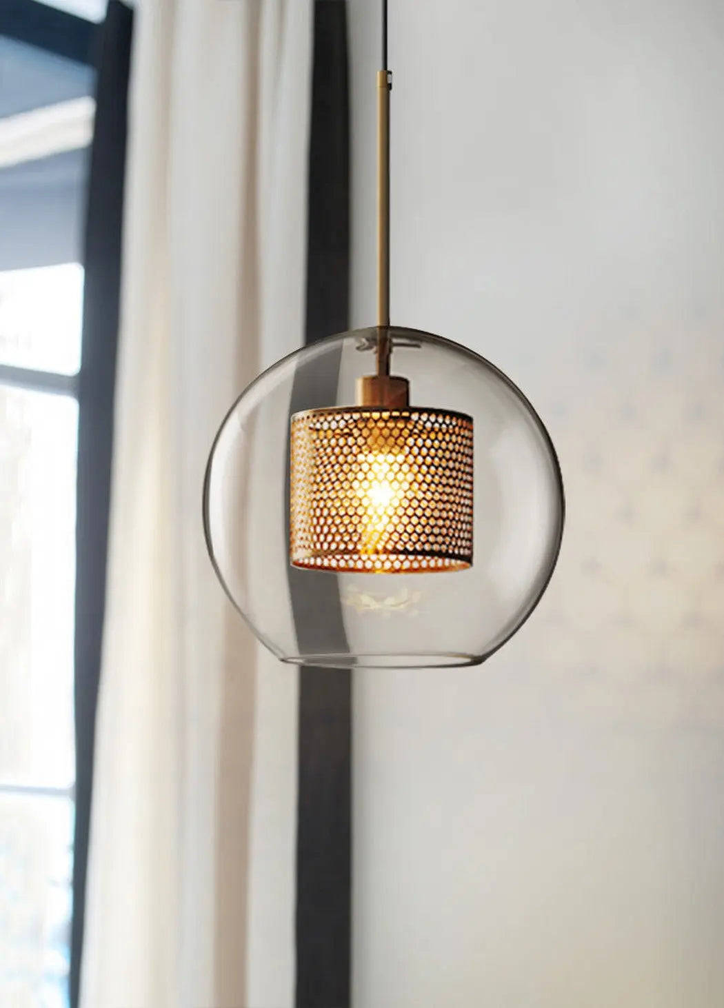 Mesh-Banded Glass Globe Pendant Light — Metal & Glass Shade in Sphere, Capsule & Oversized Silhouettes, Bronze Finish, E27 Modern Hanging Lamp for Kitchens, Bars, Bedrooms & Dining Rooms Erbstuk