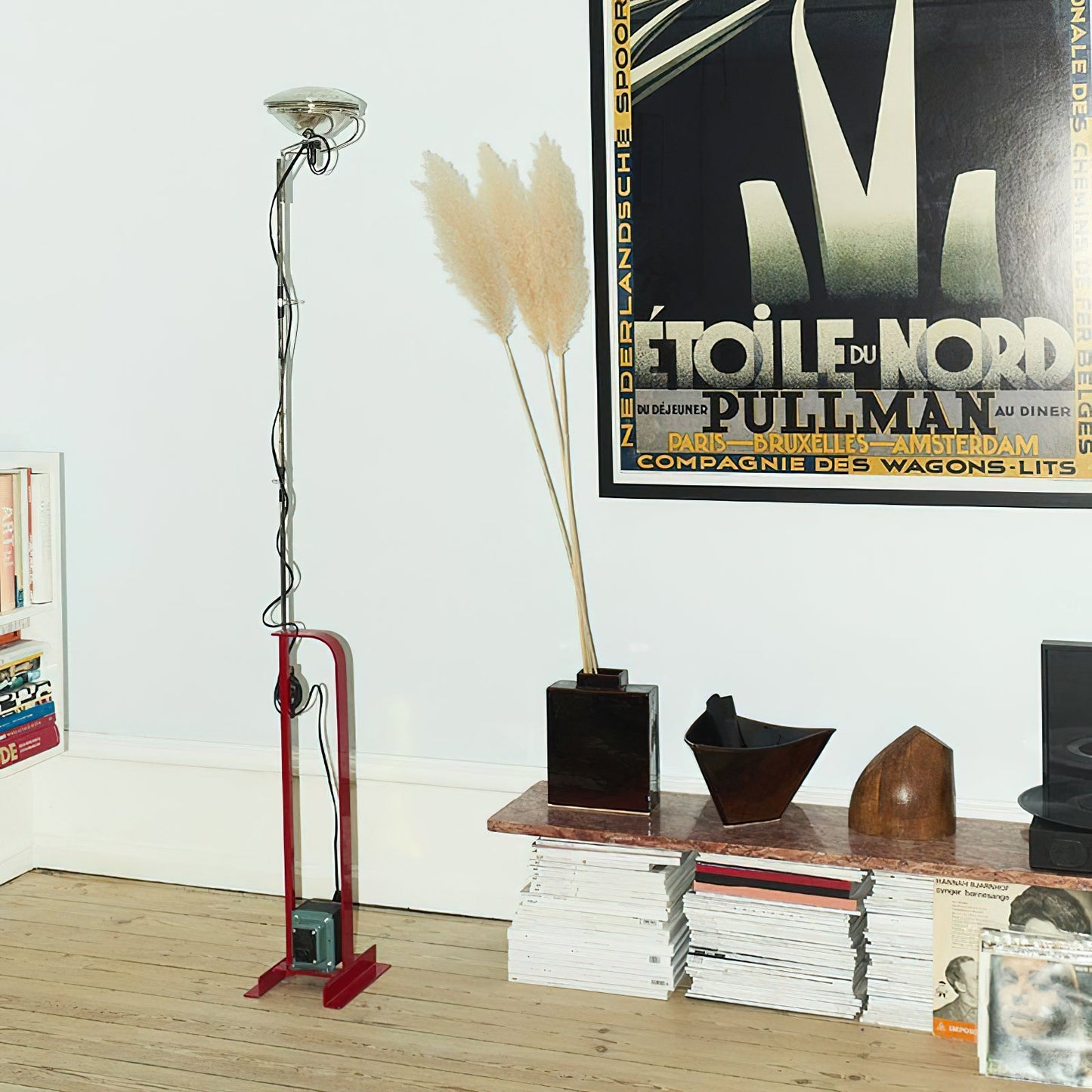 Telescopic Industrial Floor Lamp