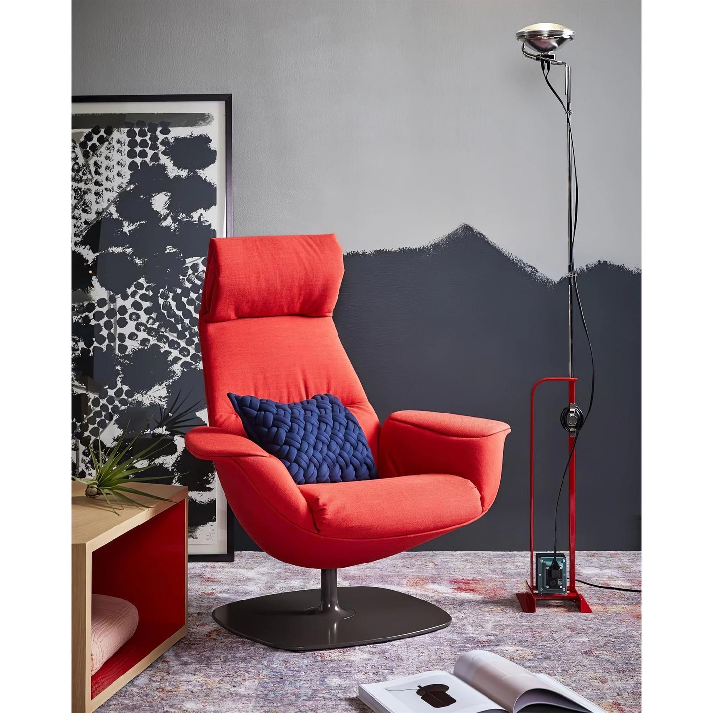 Telescopic Industrial Floor Lamp