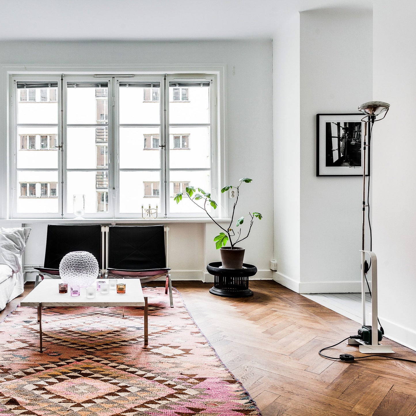 Telescopic Industrial Floor Lamp