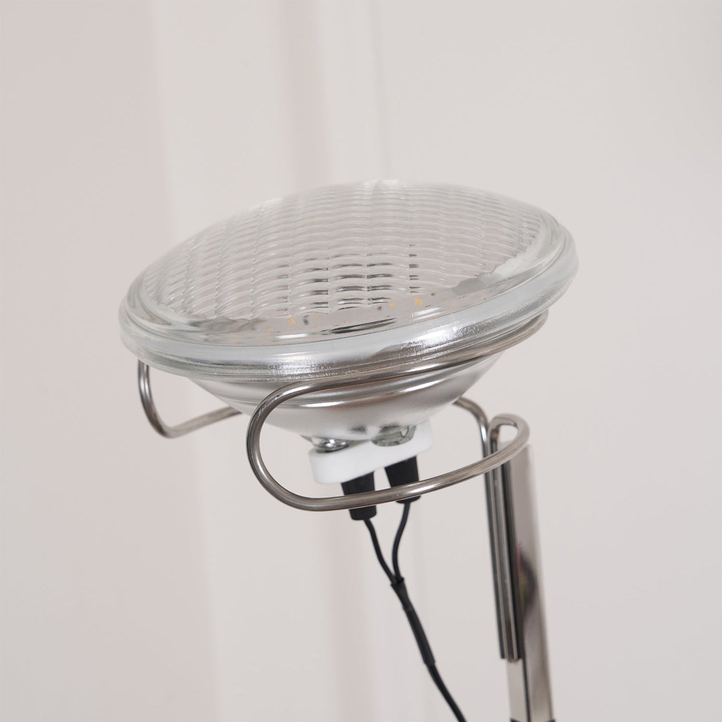 Telescopic Industrial Floor Lamp
