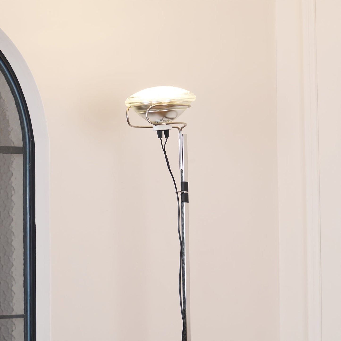 Telescopic Industrial Floor Lamp