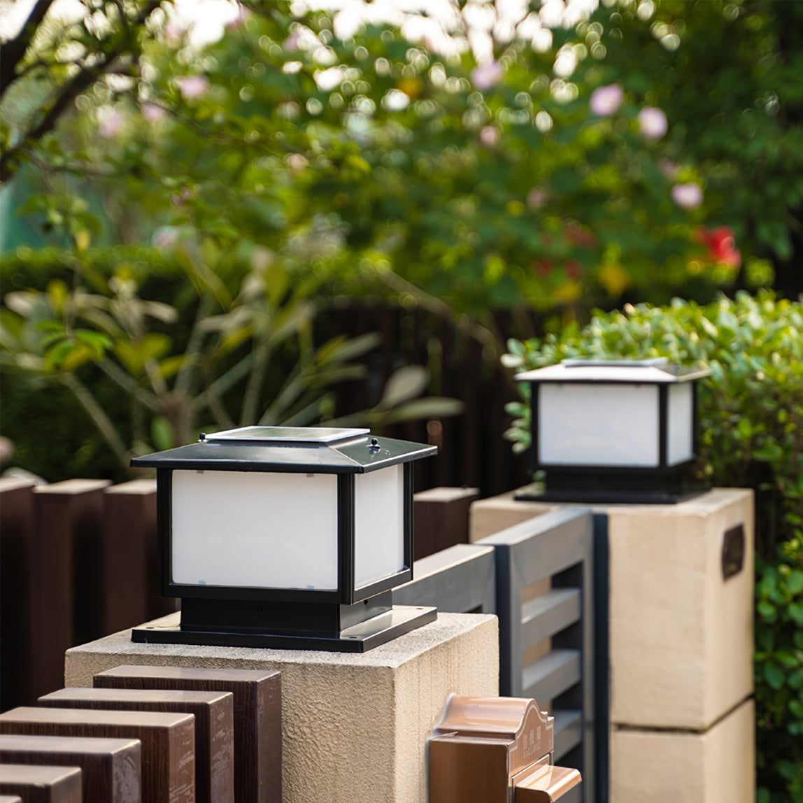 Frosted Drum Solar Outdoor Table Lamp