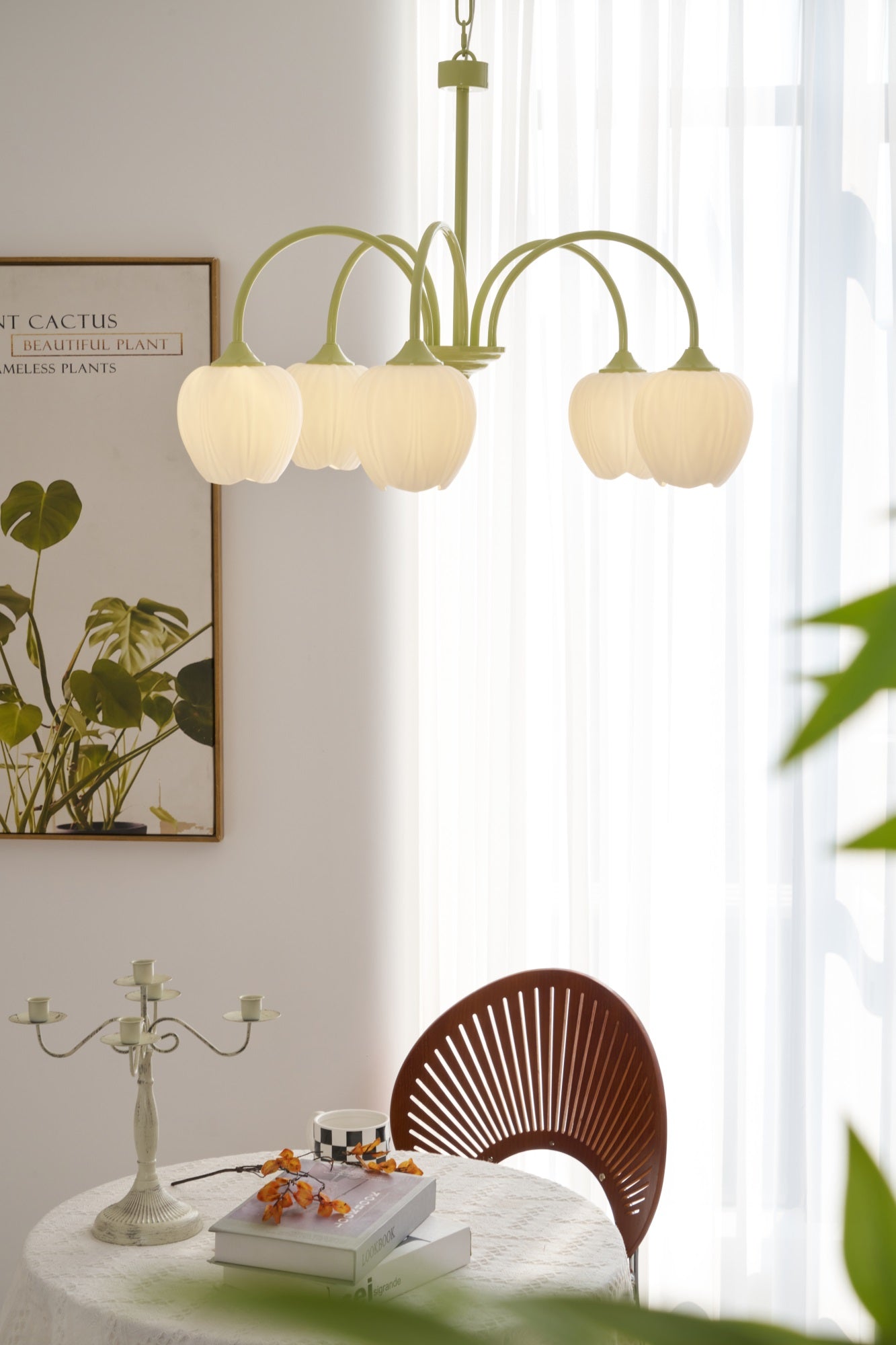 Leiden Tulip Glass Chandelier