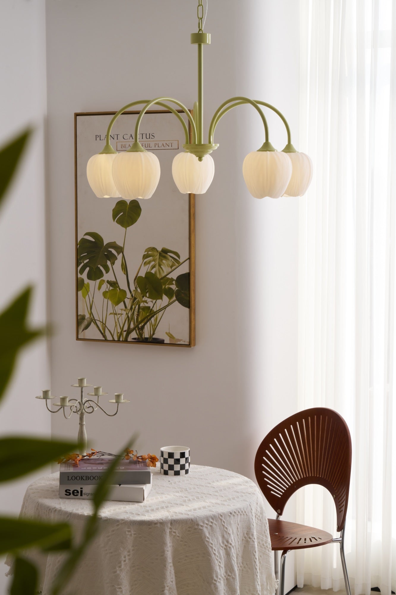 Leiden Tulip Glass Chandelier