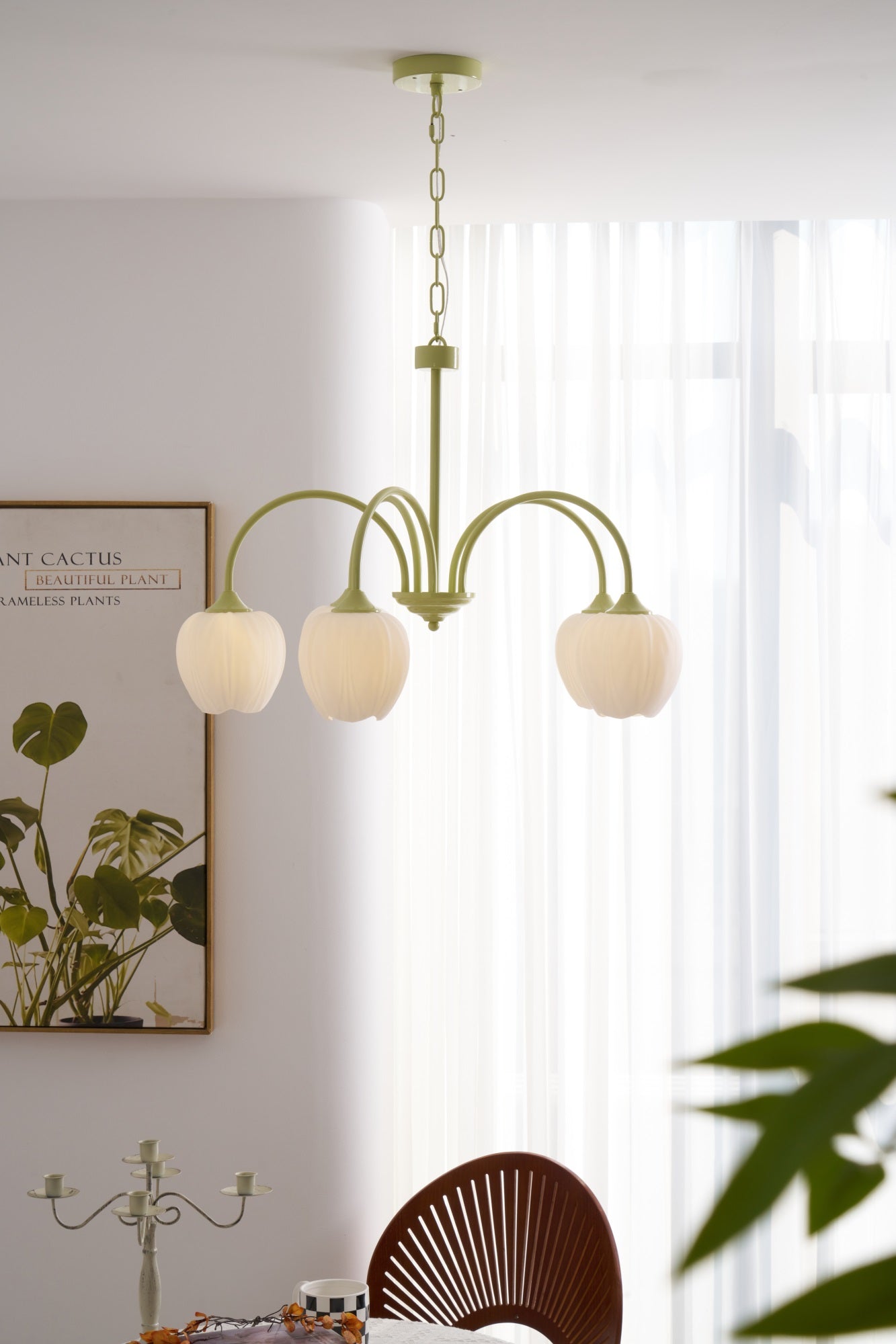 Leiden Tulip Glass Chandelier