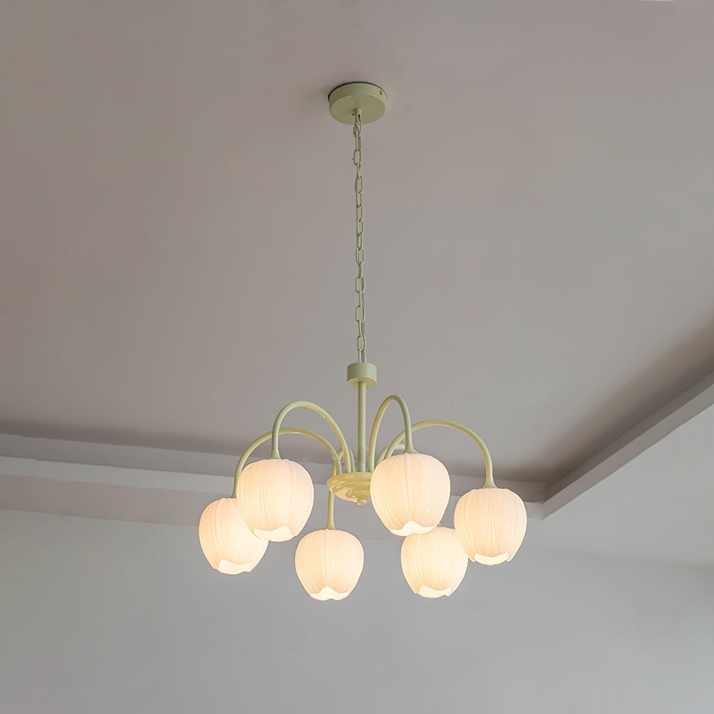 Leiden Tulip Glass Chandelier