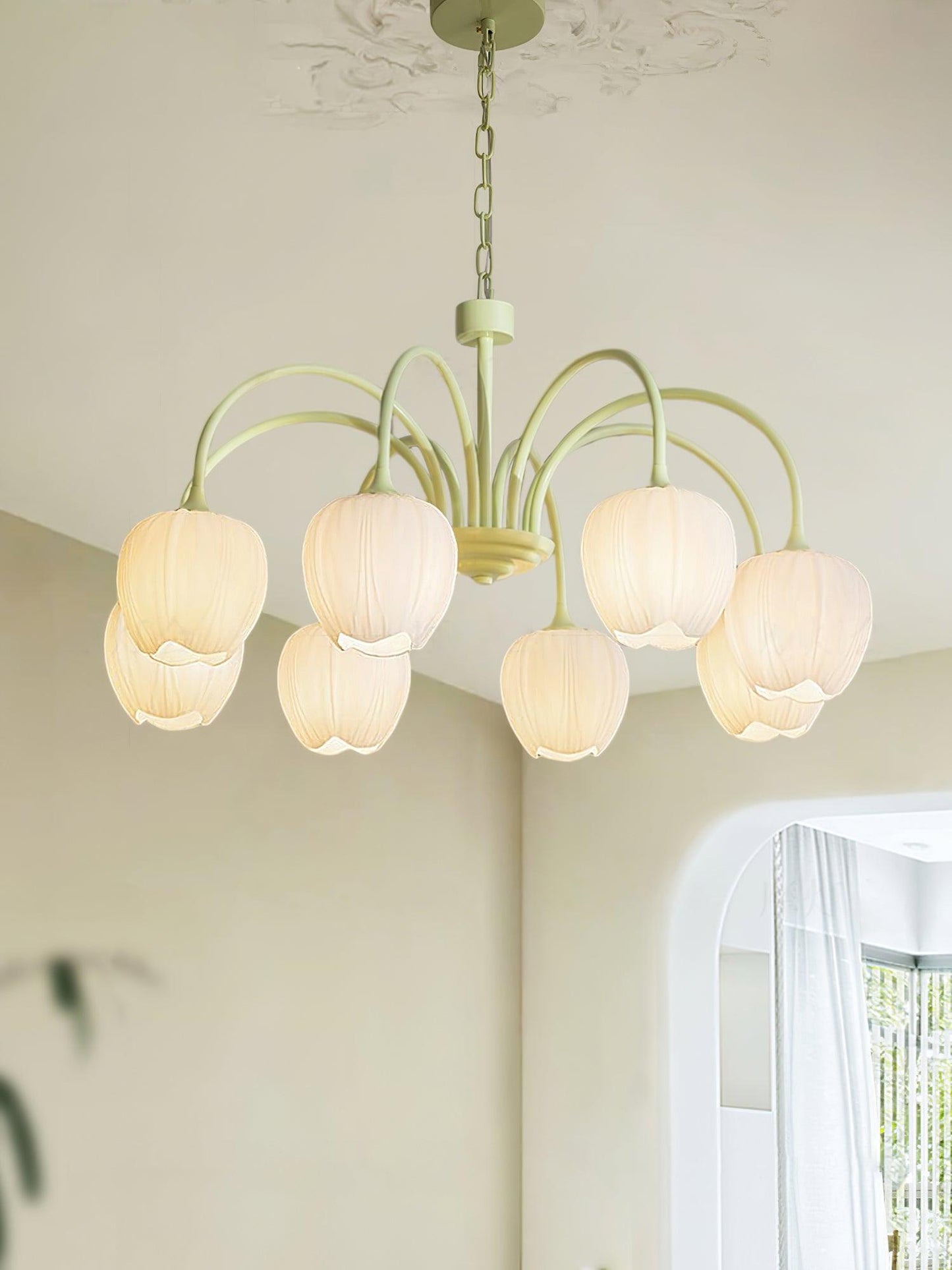 Leiden Tulip Glass Chandelier