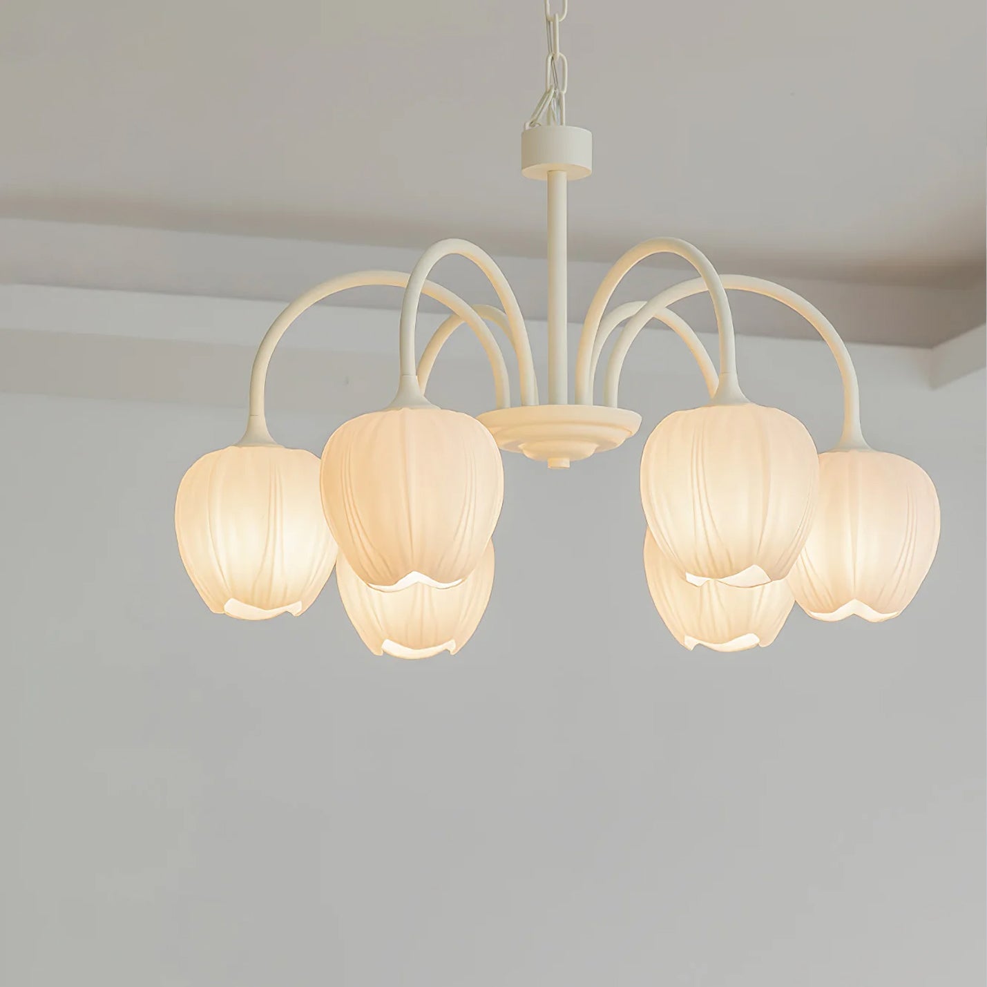 Leiden Tulip Glass Chandelier