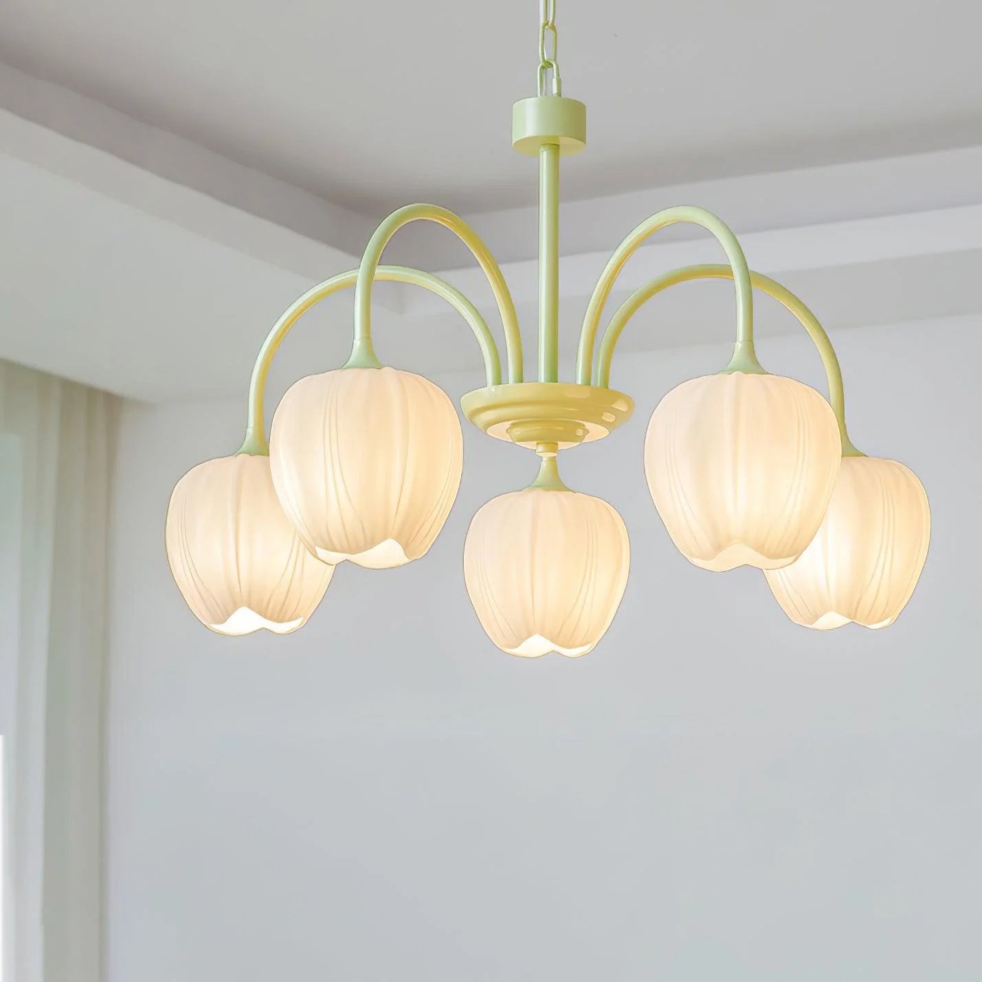 Leiden Tulip Glass Chandelier