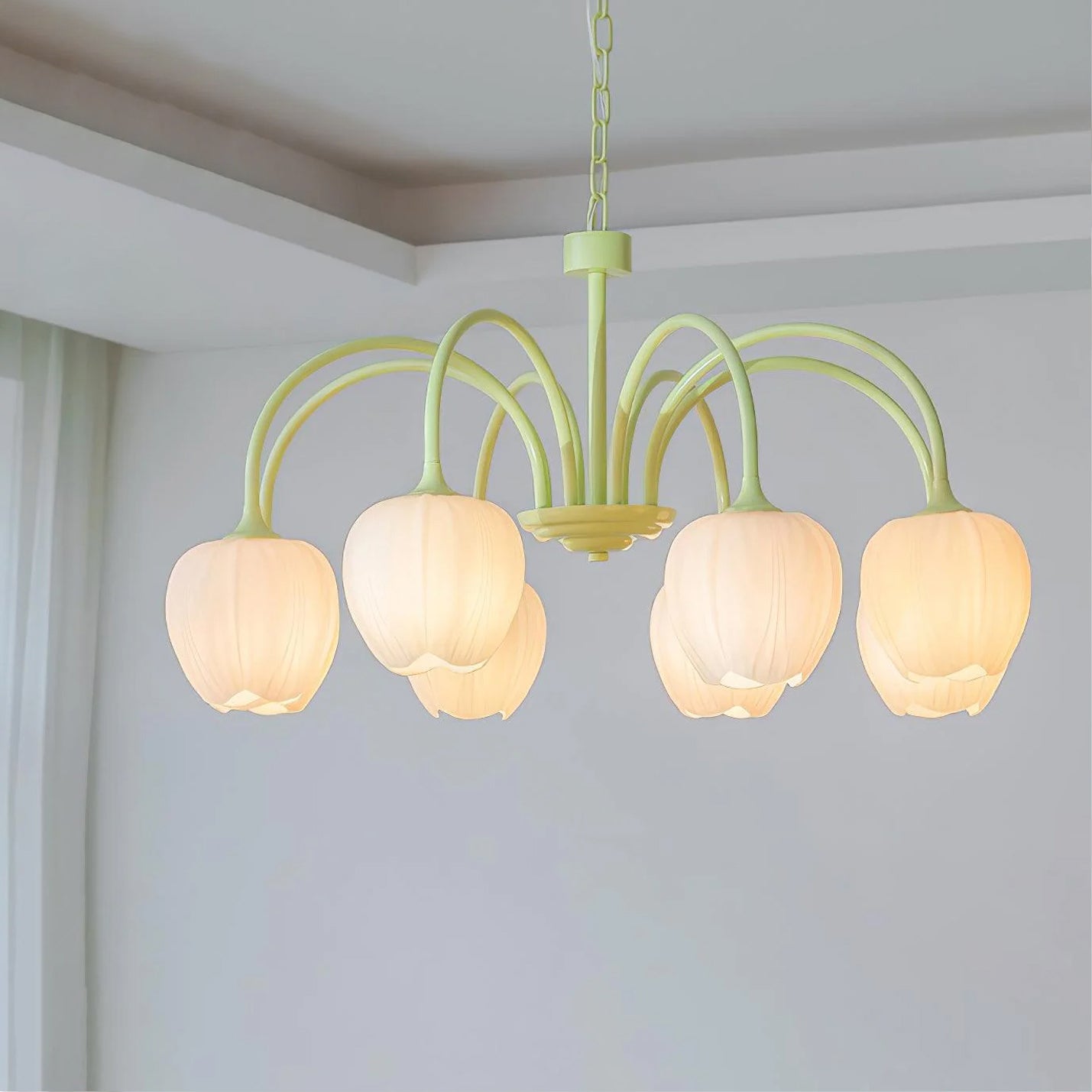 Leiden Tulip Glass Chandelier