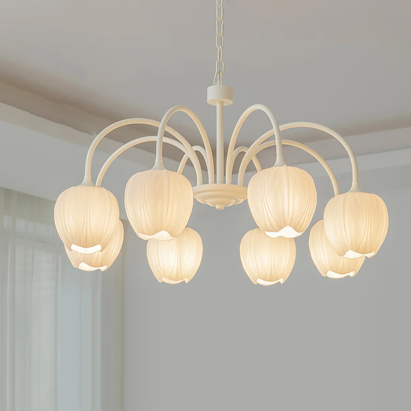Leiden Tulip Glass Chandelier