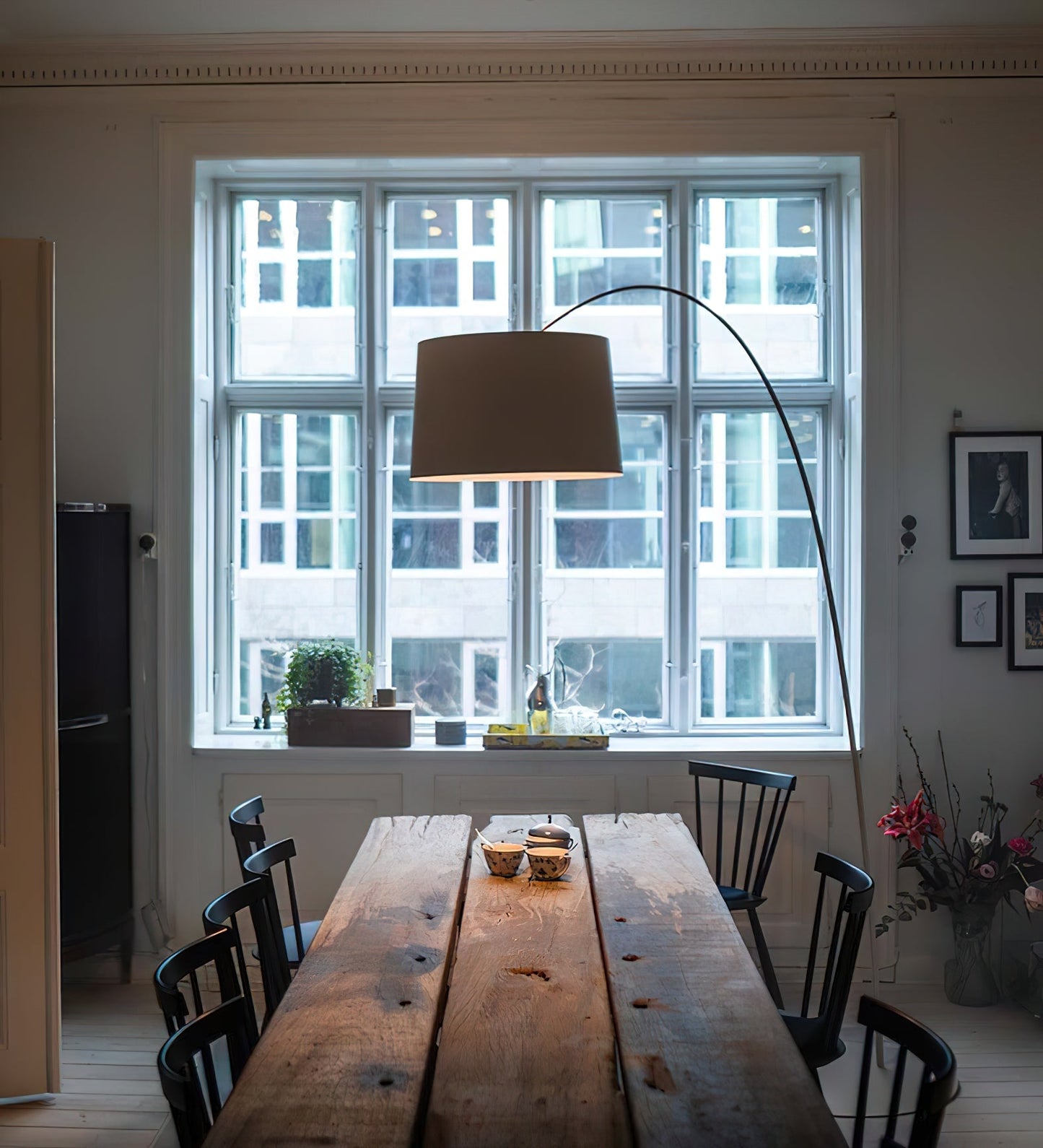 Oversized Curved Arc Floor Lamp