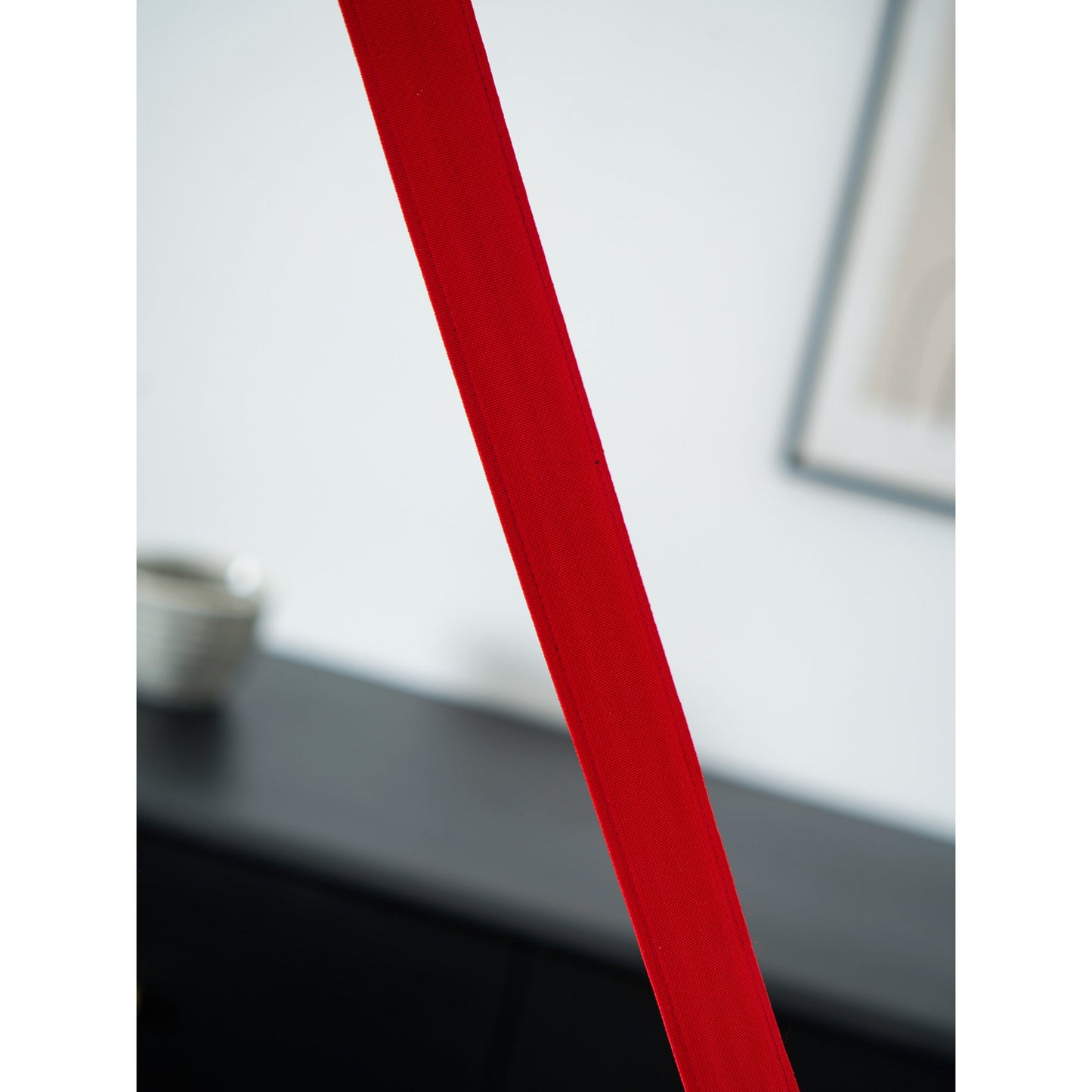 Slim Tension Pole Floor to Ceiling Lamp